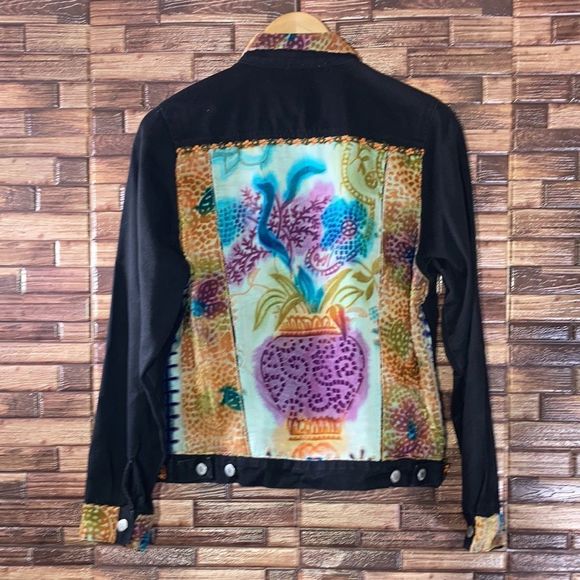 Y2K Taylor G Dallas Texas Denim Stretch Small Womens Jacket w/ Colorful designs - Picture 2 of 8